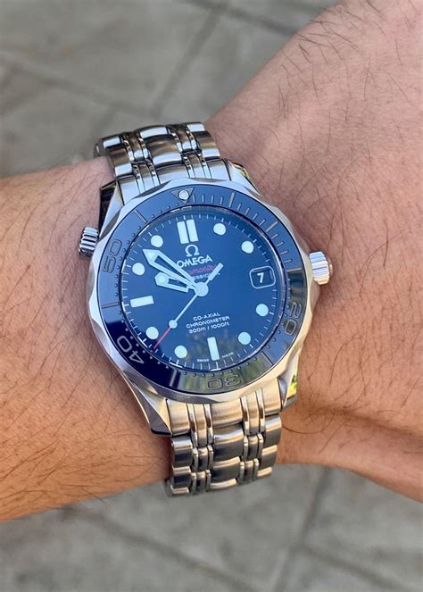 omega seamaster professional midsize